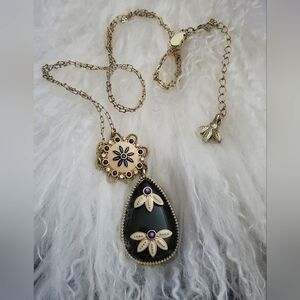 💜Lia Sophia Gold and Black/Purple Accents, Floral Pendant Necklace NEW